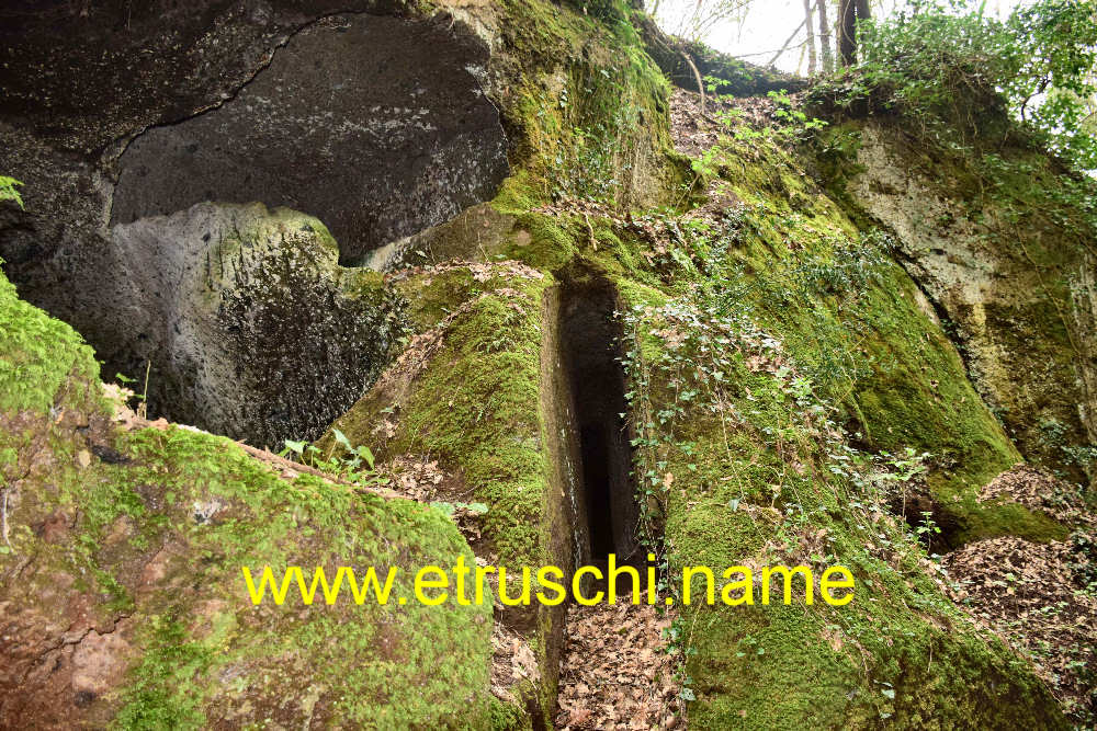 Fenditura etrusca