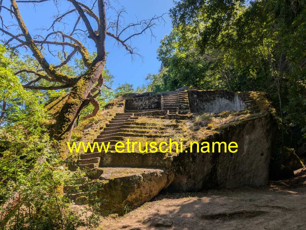 Piramide Etrusca di Bomarzo