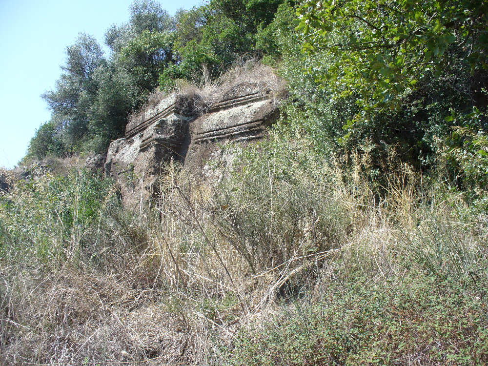 Tomba Grande