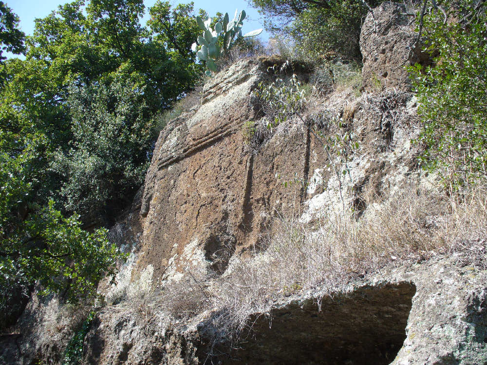Tomba Grande