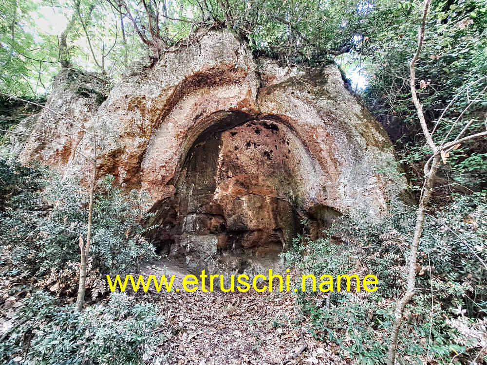 Tomba lungo la Via Amerina