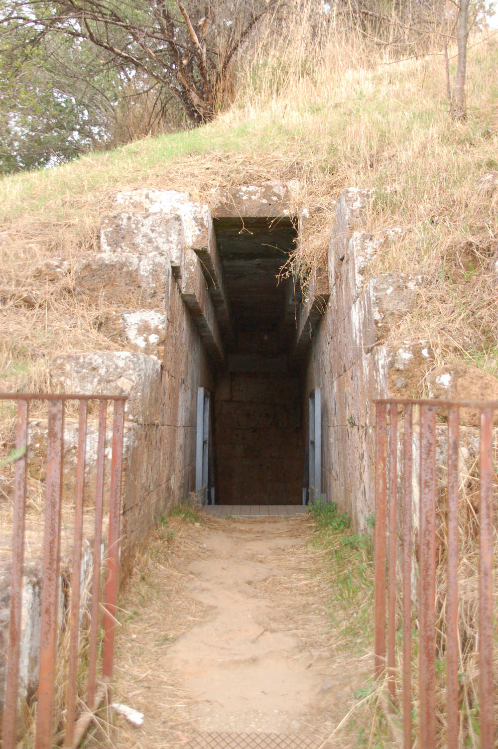 Tumulo Mengarelli