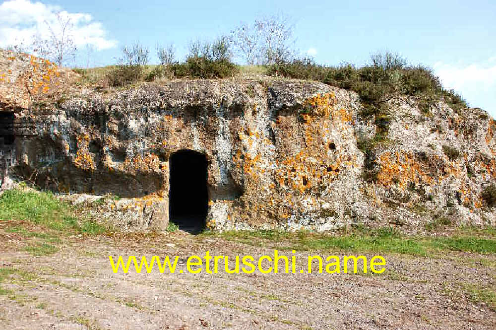 Grotta Porcina la Tomba 3
