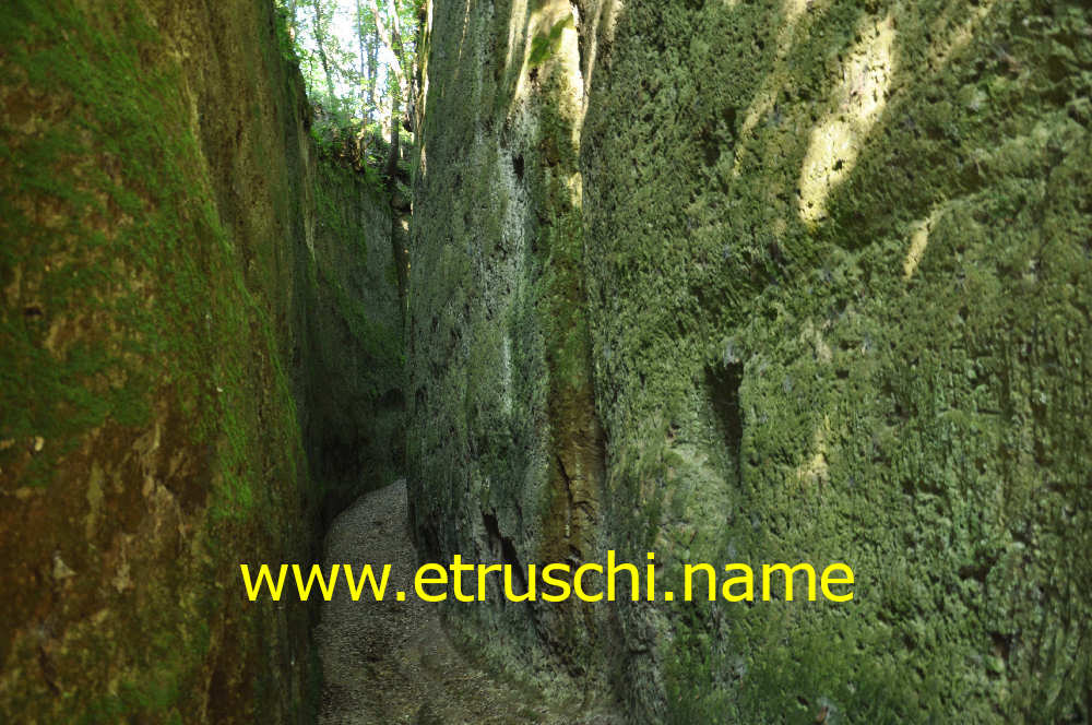 Via Cava dei Fratenuti
