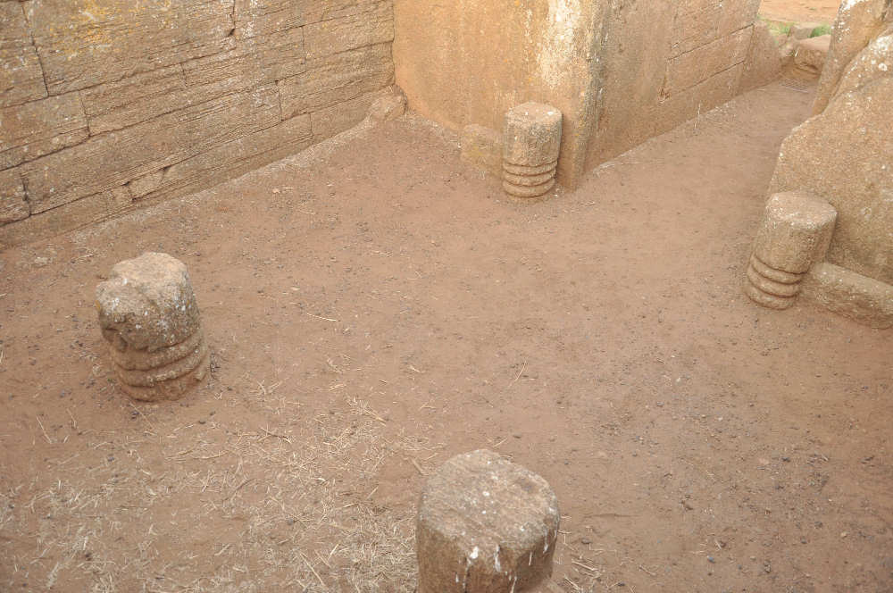 Tomba dell'aryballos piriforme