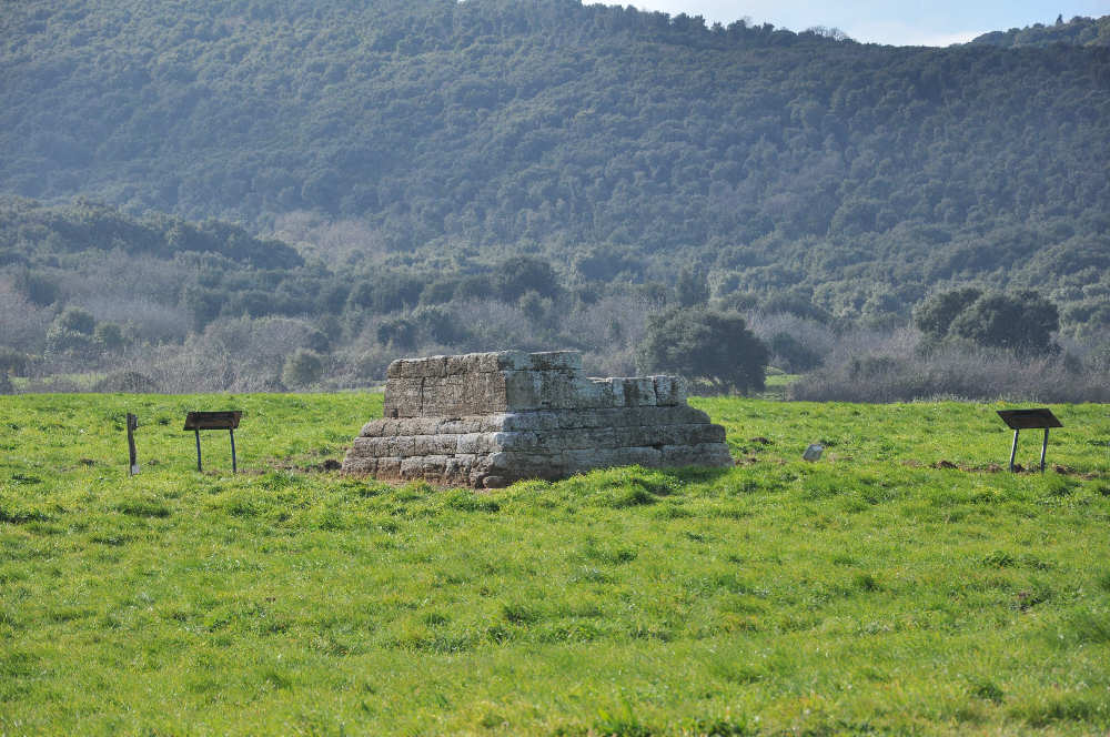 Tomba delle Tazze antiche