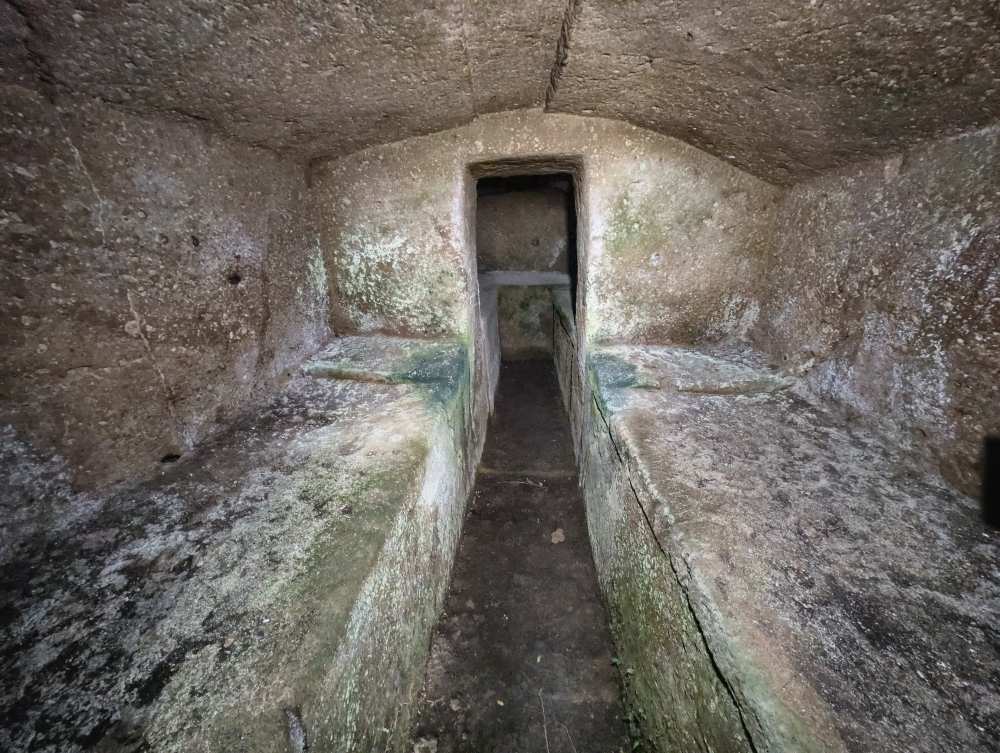 Ara del Tufo