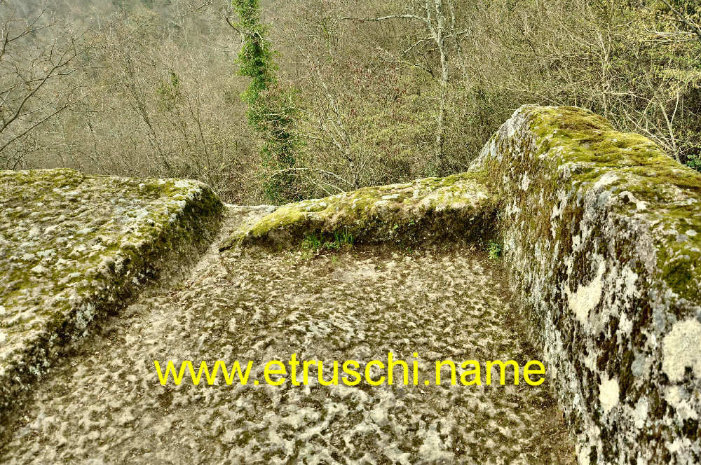 Piramide Etrusca