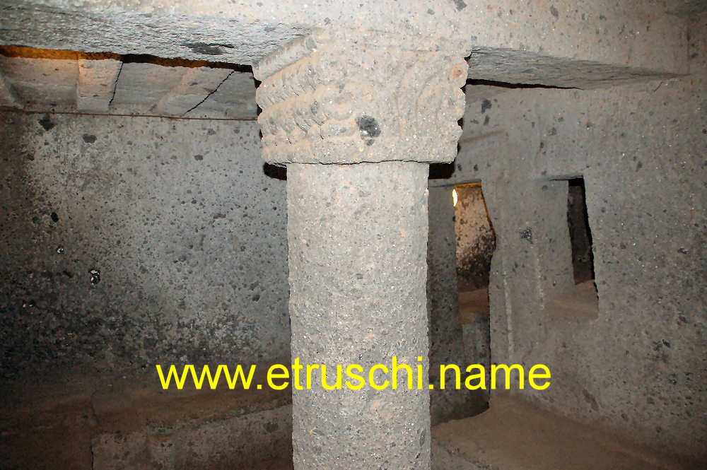 Tomba dei Capitelli