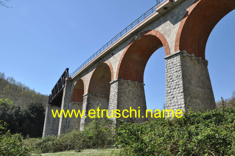 Ponte ferroviario sul Mignone