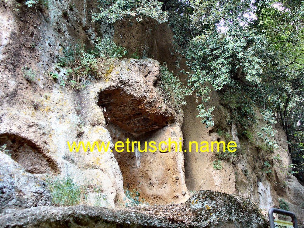 La Tomba del Tifone